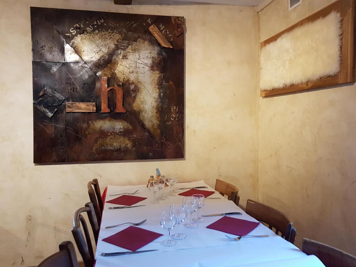 ホテルChalet La Source Saint-Nicolas-la-Chapelle  エクステリア 写真