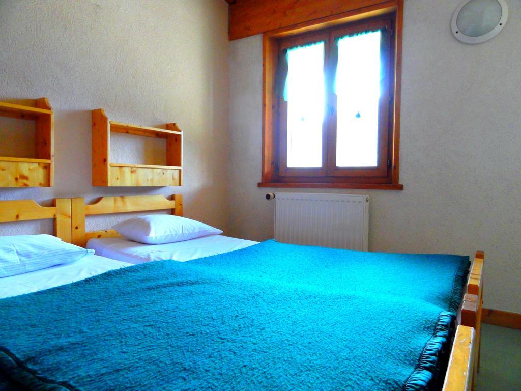 ホテルChalet La Source Saint-Nicolas-la-Chapelle  部屋 写真