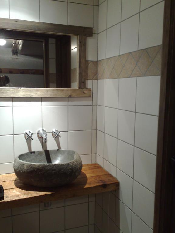 ホテルChalet La Source Saint-Nicolas-la-Chapelle  エクステリア 写真